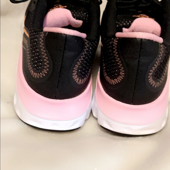 Wmns Renew Run 'Orange Pulse' - Picture 6 of 7